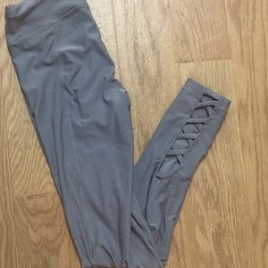 Athletic pants